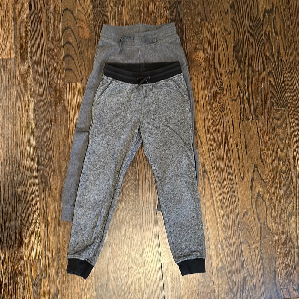 H&M Boys Joggers Sweatpants Gray sizes 8-9 & 9-10